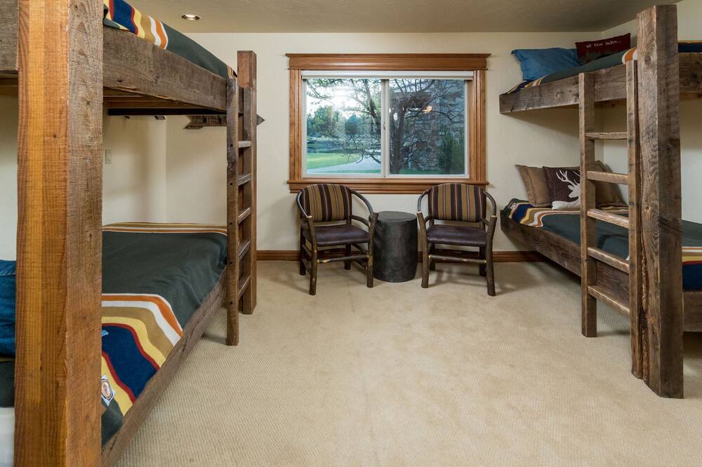 Photo of Bedroom in Bend