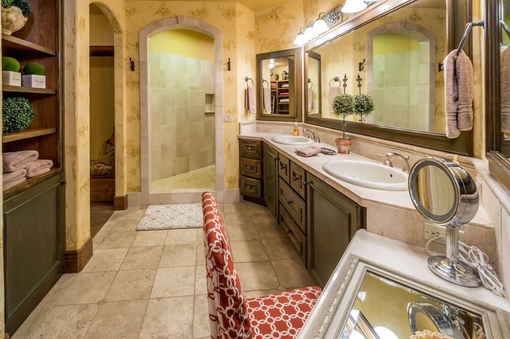 Photo of Bathroom in Bend