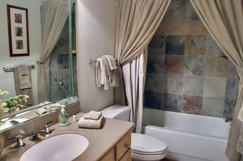 Photo of Others in Tiger