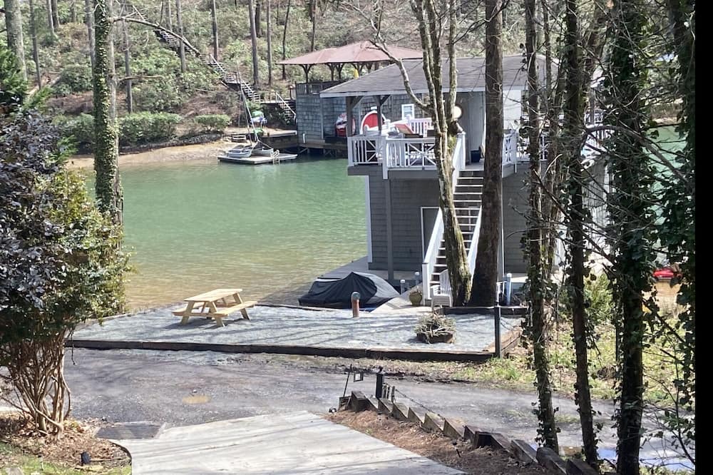 Photo of Others in Tiger