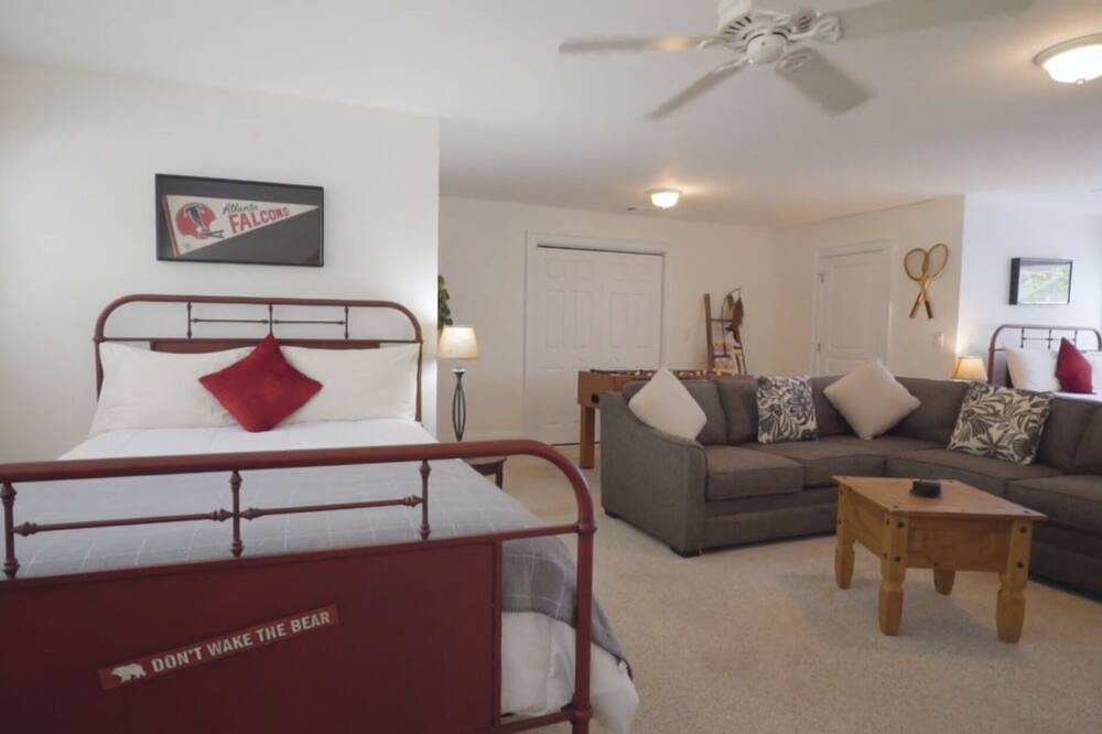 Photo of Bedroom in Tiger