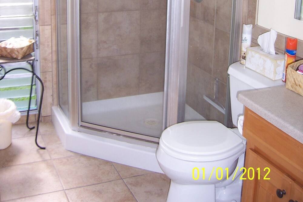 Photo of Bathroom in Keauhou