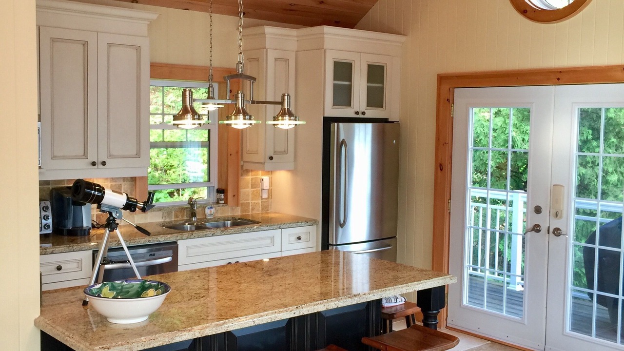 Photo of Kitchen in Muskoka Lakes