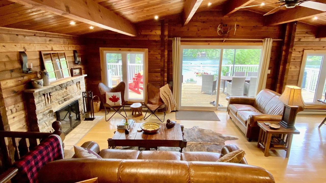 Photo of Kitchen in Muskoka Lakes