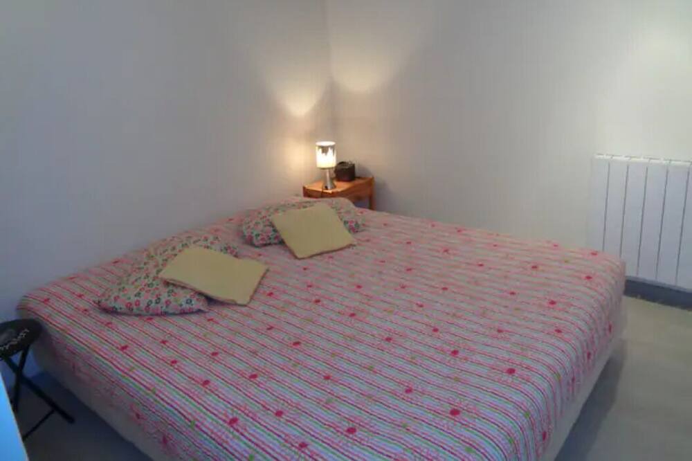 Photo of Bedroom in Bagneres-de-Luchon