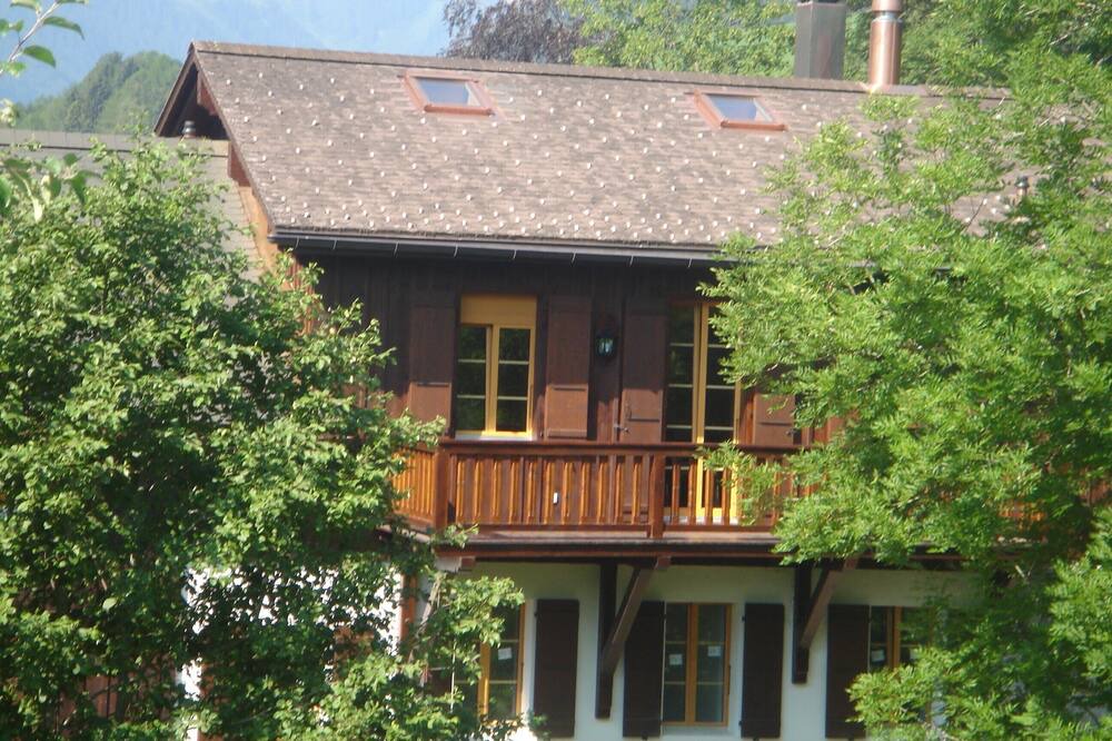 Photo of Patio Balcony in Chateau-d'Oex