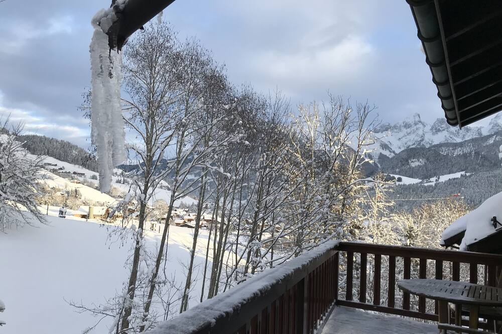 Photo of Patio Balcony in Chateau-d'Oex