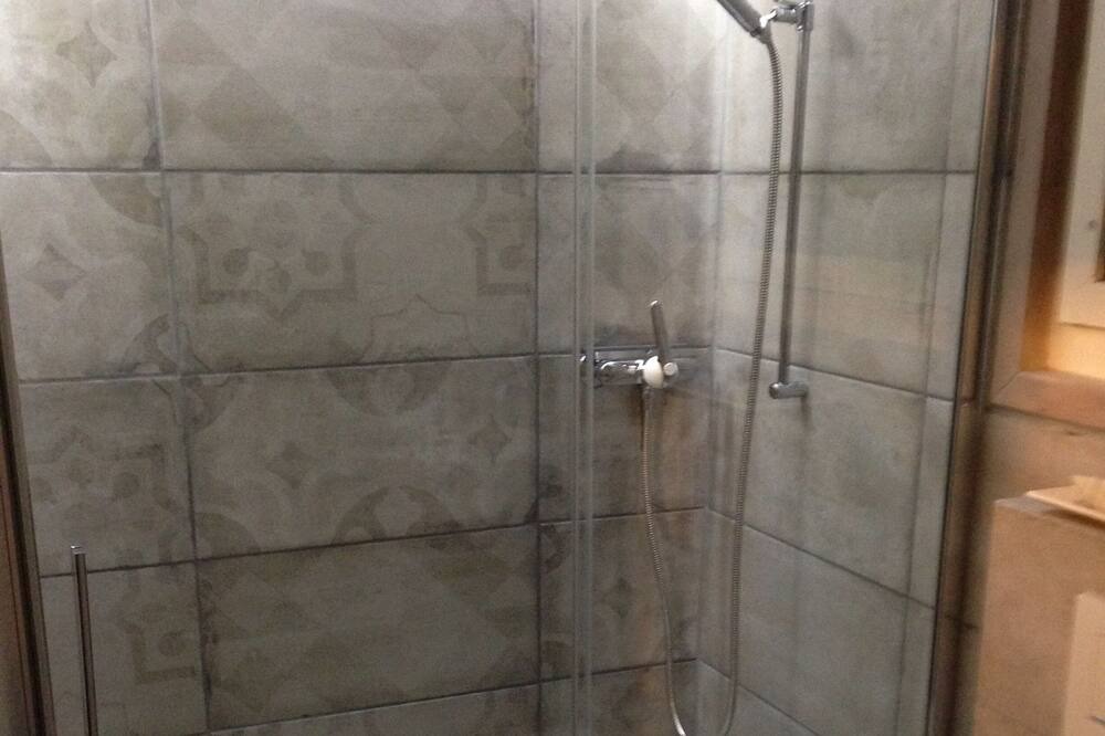 Photo of Bathroom in Mathon