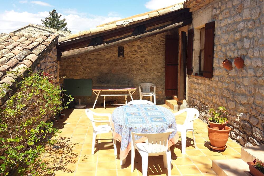 Photo of Patio Balcony in Montguers