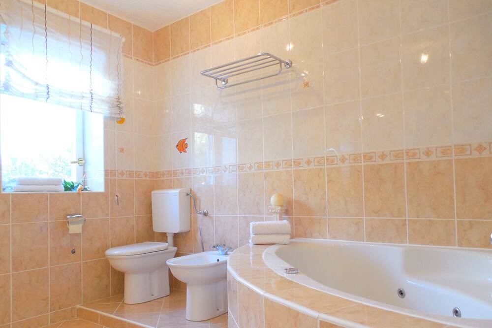 Photo of Bathroom in Stomorska