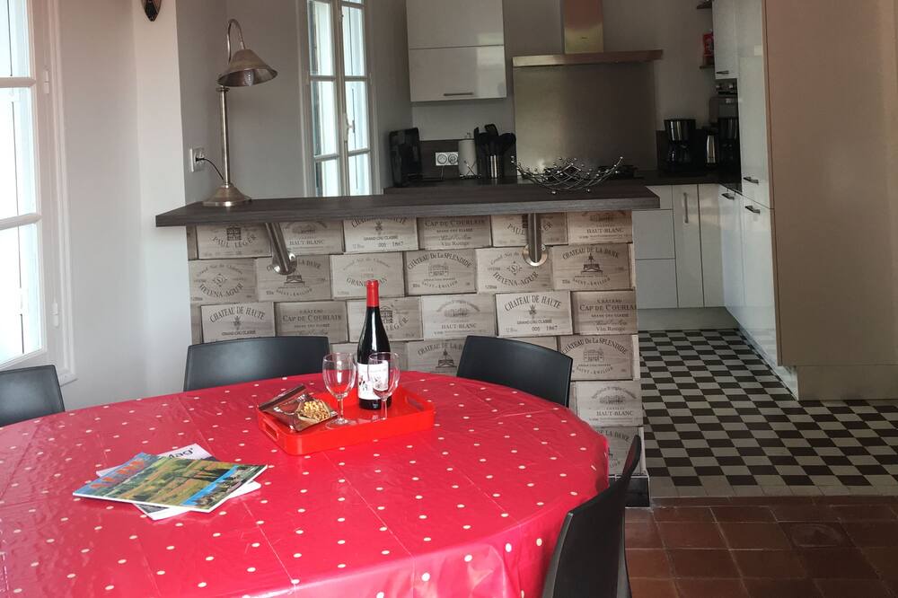 Photo of Kitchen in Tuchan