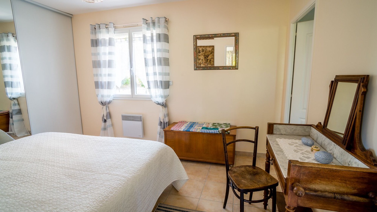 Photo of Bedroom in Limoux