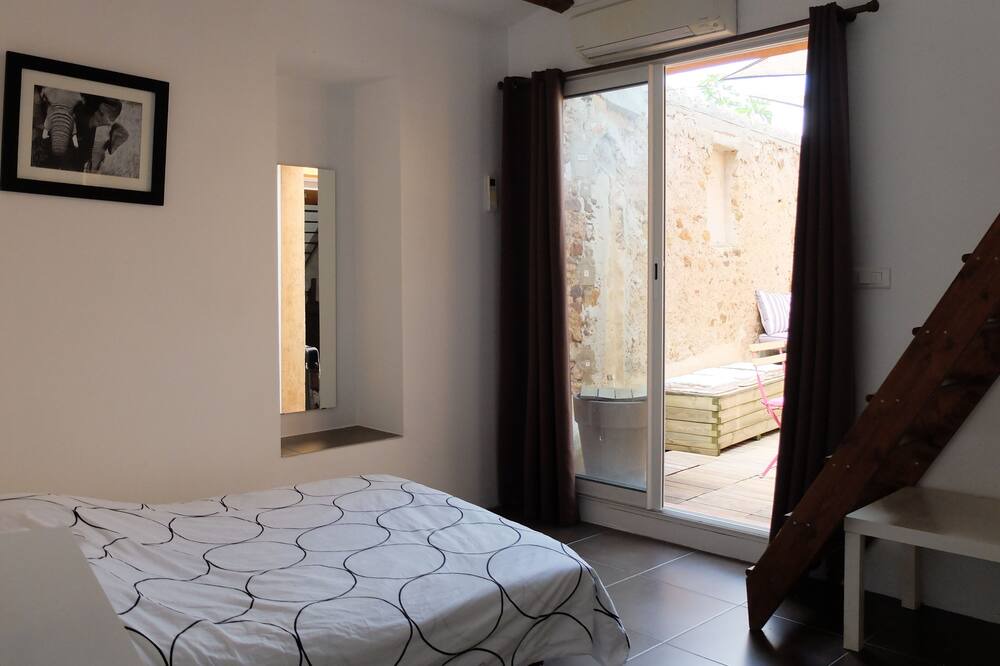 Photo of Bedroom in Boutenac