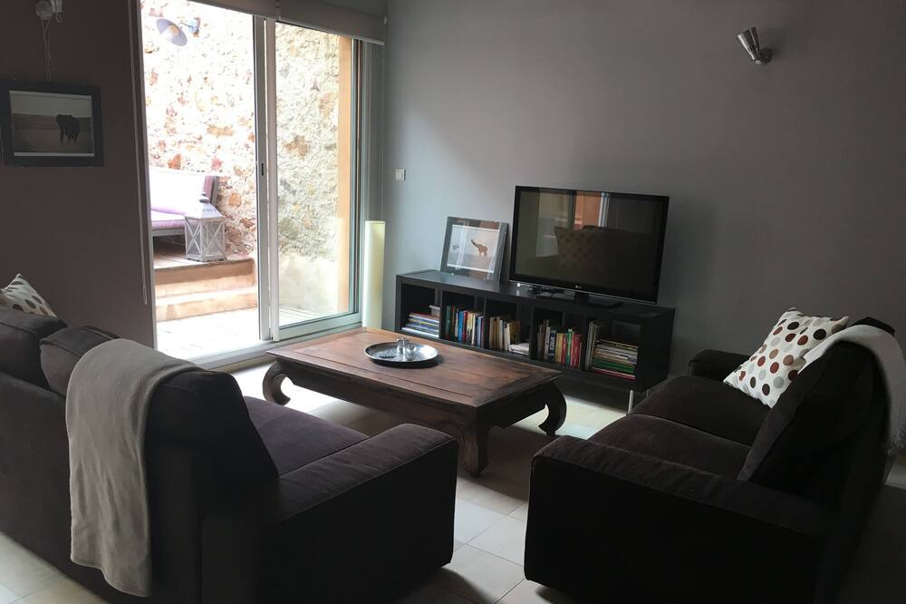 Photo of Livingroom in Boutenac