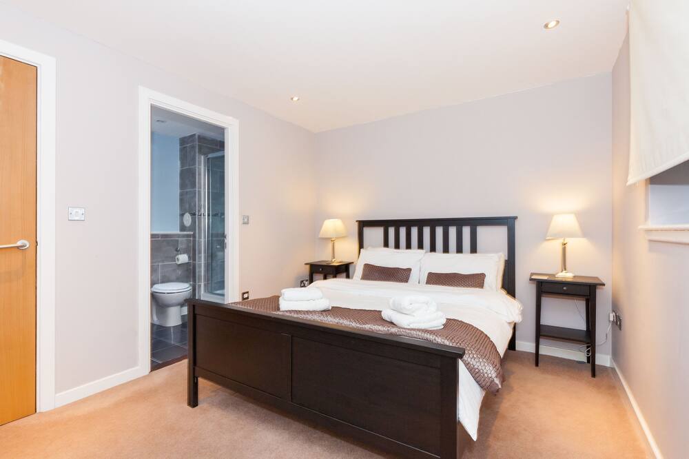 Photo of Others in Newhaven