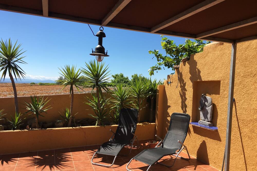 Photo of Patio Balcony in Palau-Saverdera
