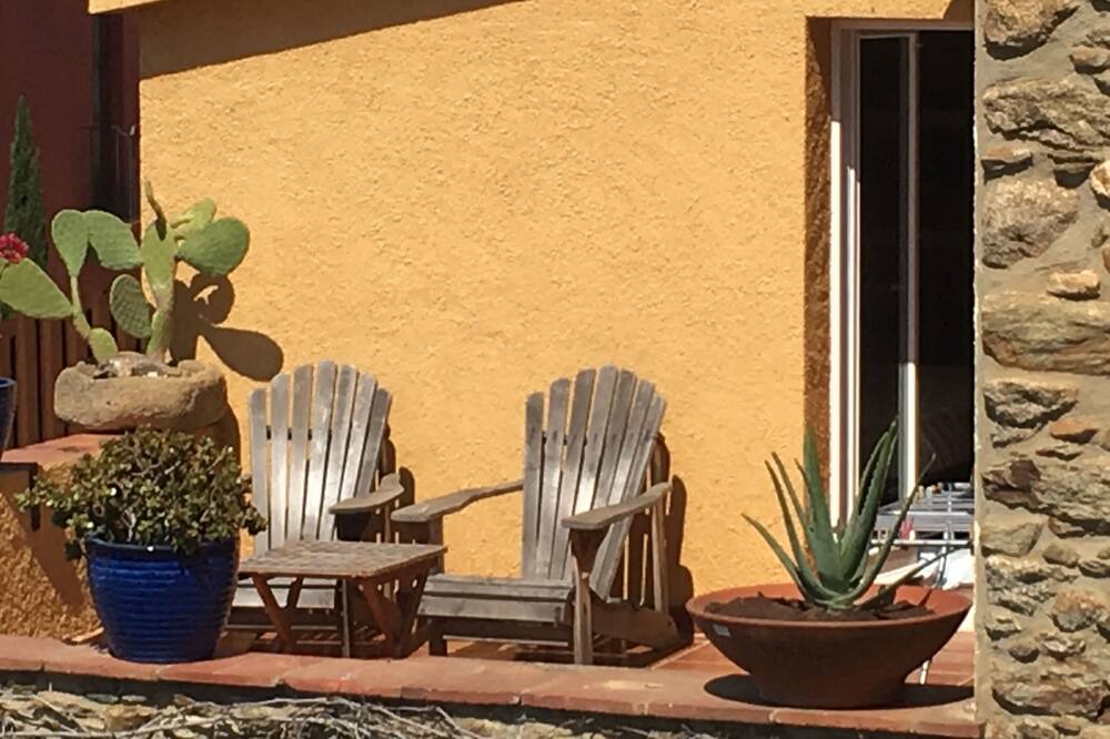 Photo of Patio Balcony in Palau-Saverdera