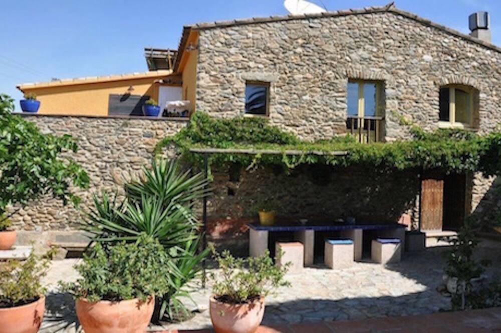 Photo of Outdoor in Palau-Saverdera