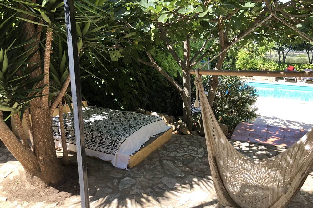 Photo of Patio Balcony in Palau-Saverdera