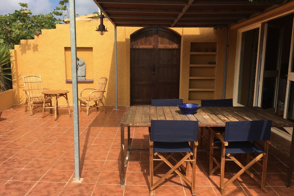 Photo of Patio Balcony in Palau-Saverdera