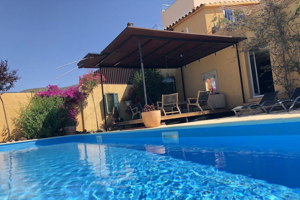 Photo of Outdoor in Palau-Saverdera
