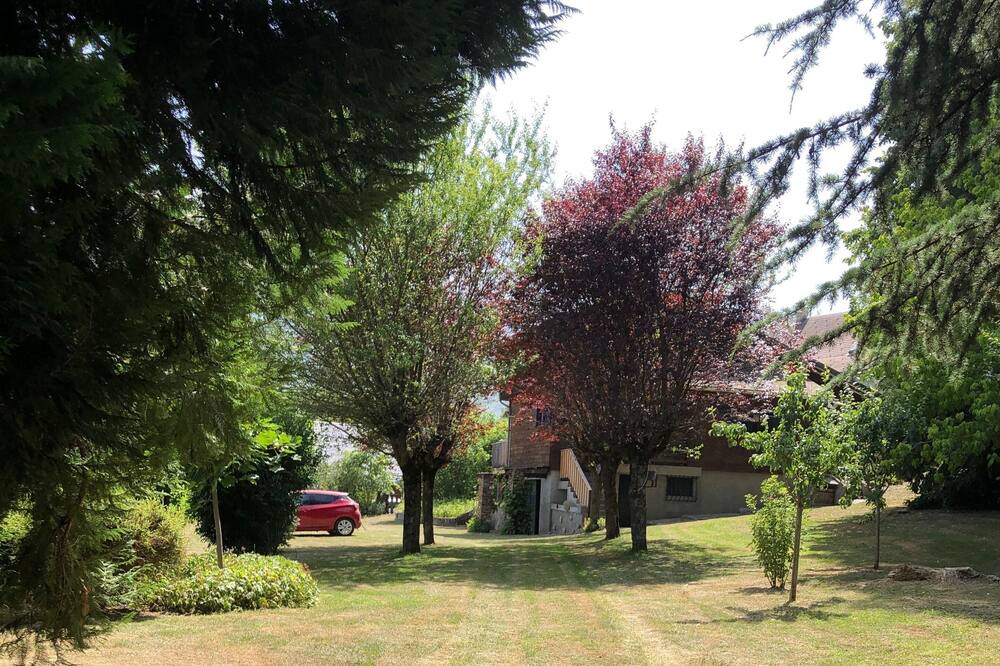 Photo of Outdoor in Garin