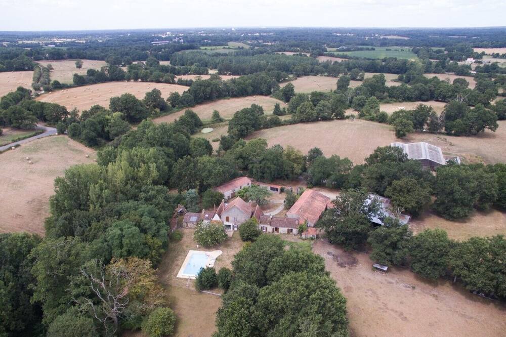 Photo of Outdoor in Landeronde