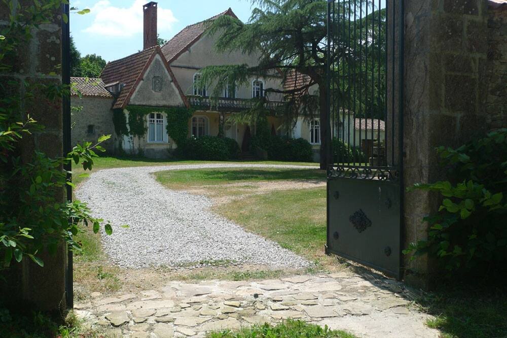 Photo of Outdoor in Landeronde