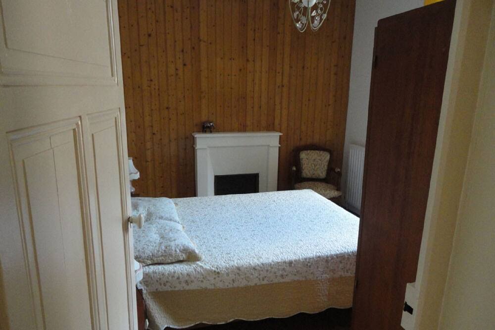 Photo of Bedroom in Landeronde