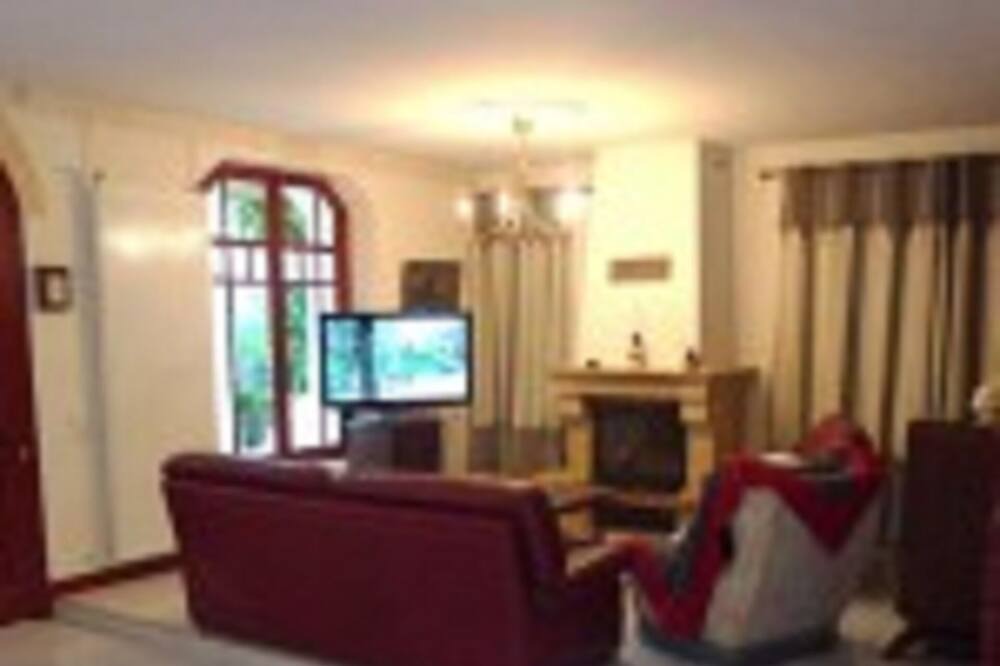 Photo of Livingroom in Landeronde