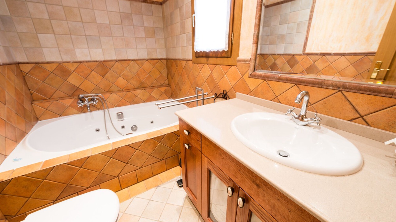 Photo of Bathroom in Jaca