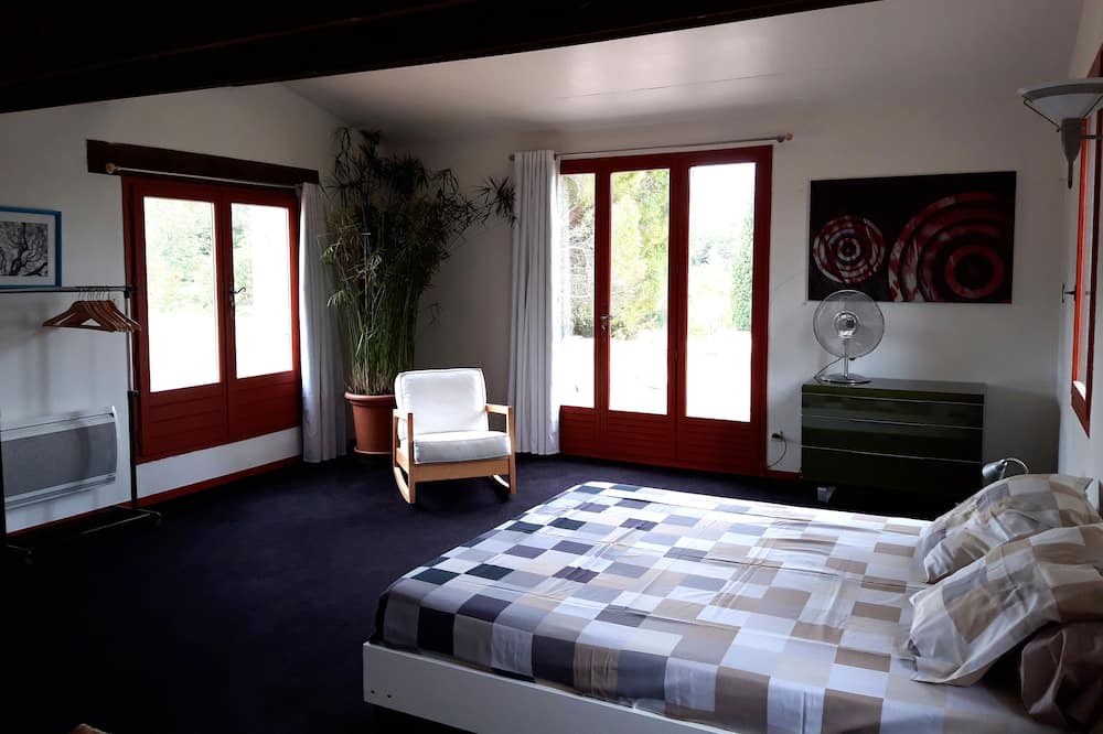 Photo of Others in Taulignan