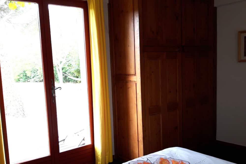 Photo of Others in Taulignan