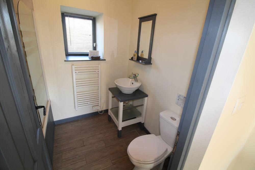 Photo of Bathroom in Larchamp
