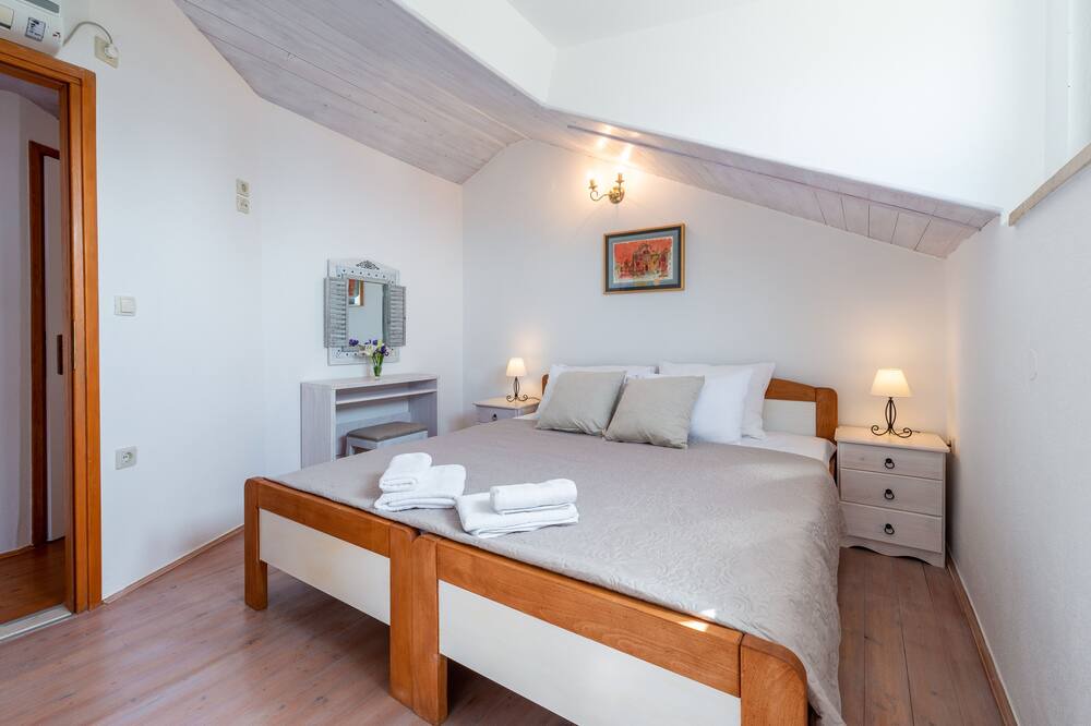 Photo of Bedroom in Mlini
