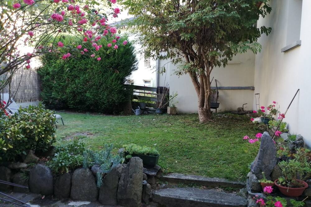 Photo of Outdoor in Esterre