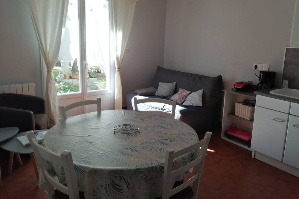 Photo of Livingroom in Esterre