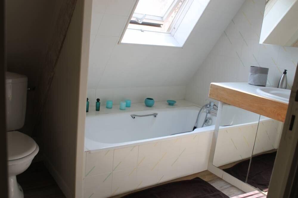 Photo of Bathroom in Vernou-sur-Brenne