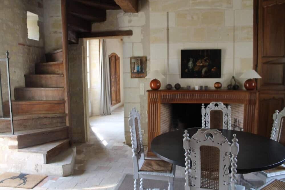 Photo of Livingroom in Vernou-sur-Brenne