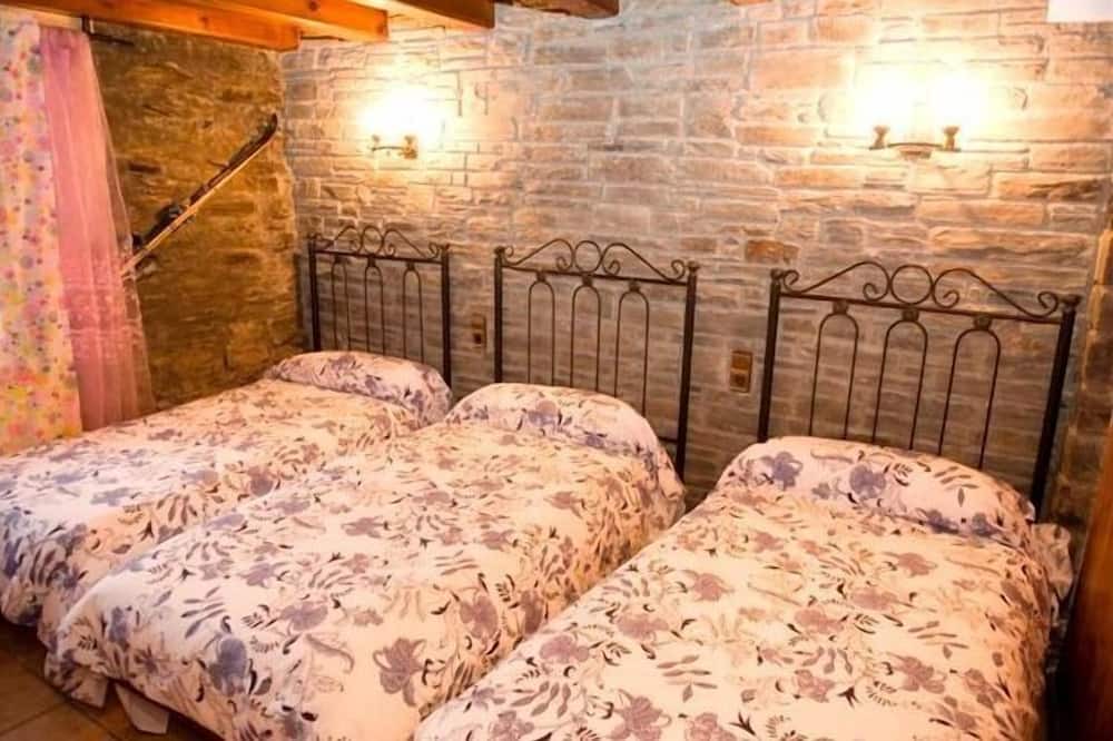 Photo of Bedroom in Montesclado