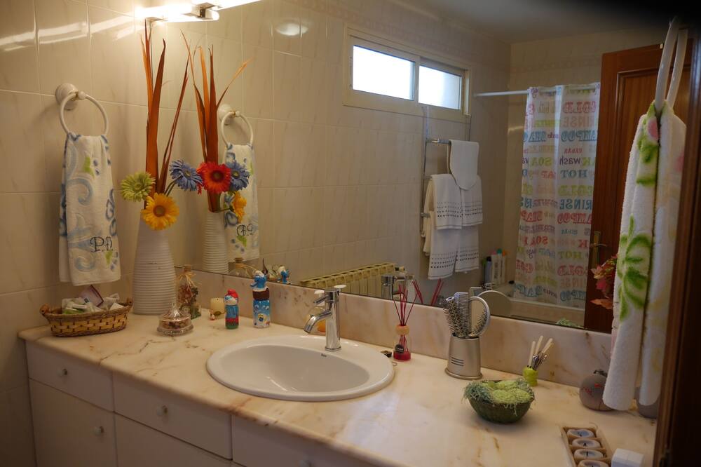 Photo of Bathroom in Salas Altas