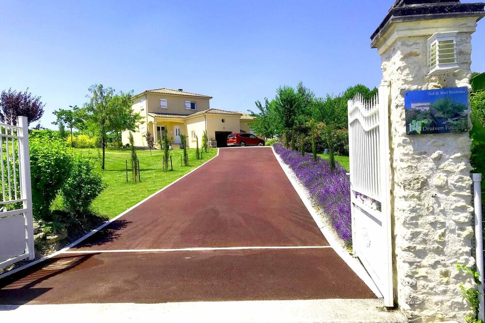 Photo of Outdoor in Segonzac