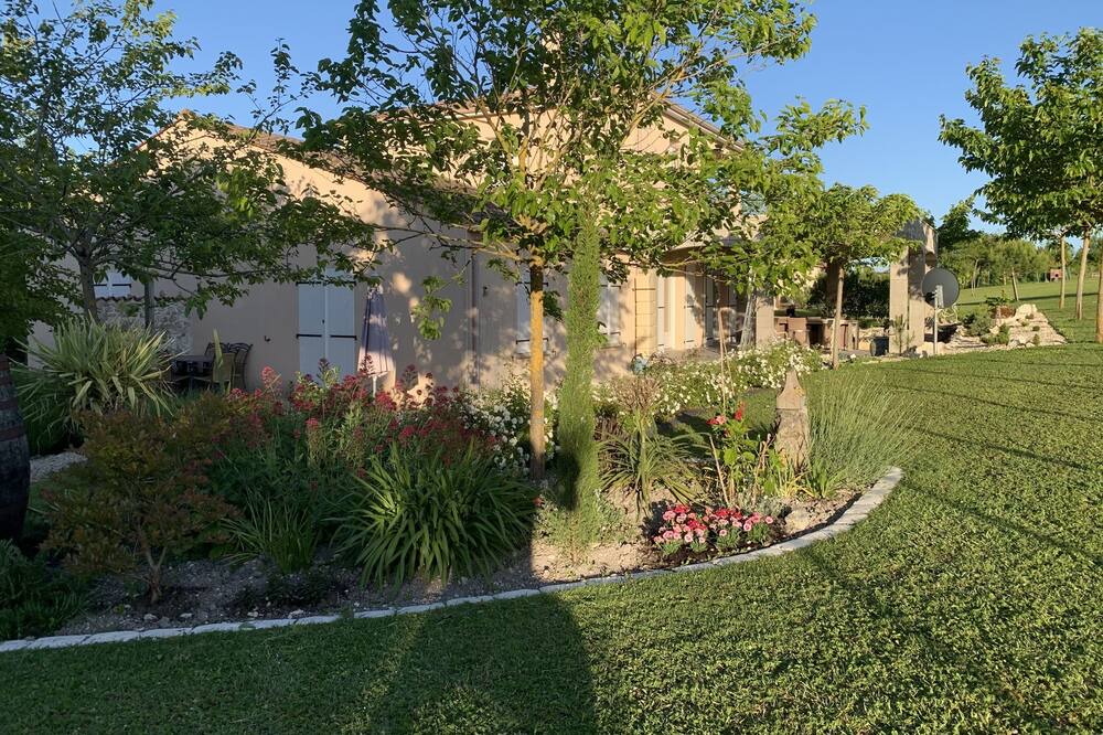 Photo of Outdoor in Segonzac