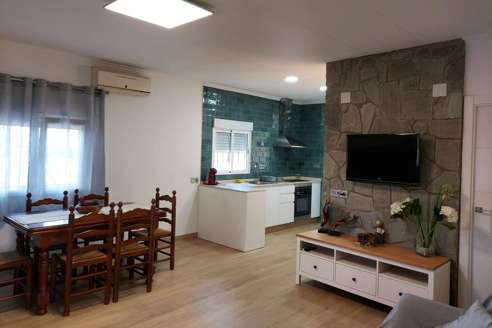 Photo of Livingroom in Anna