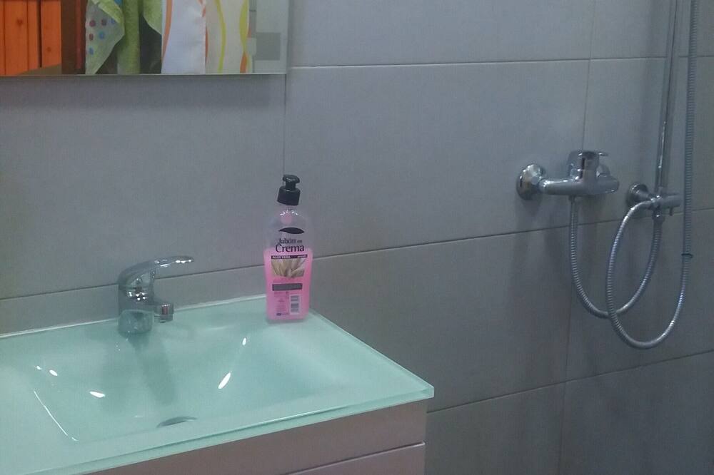 Photo of Bathroom in Anna