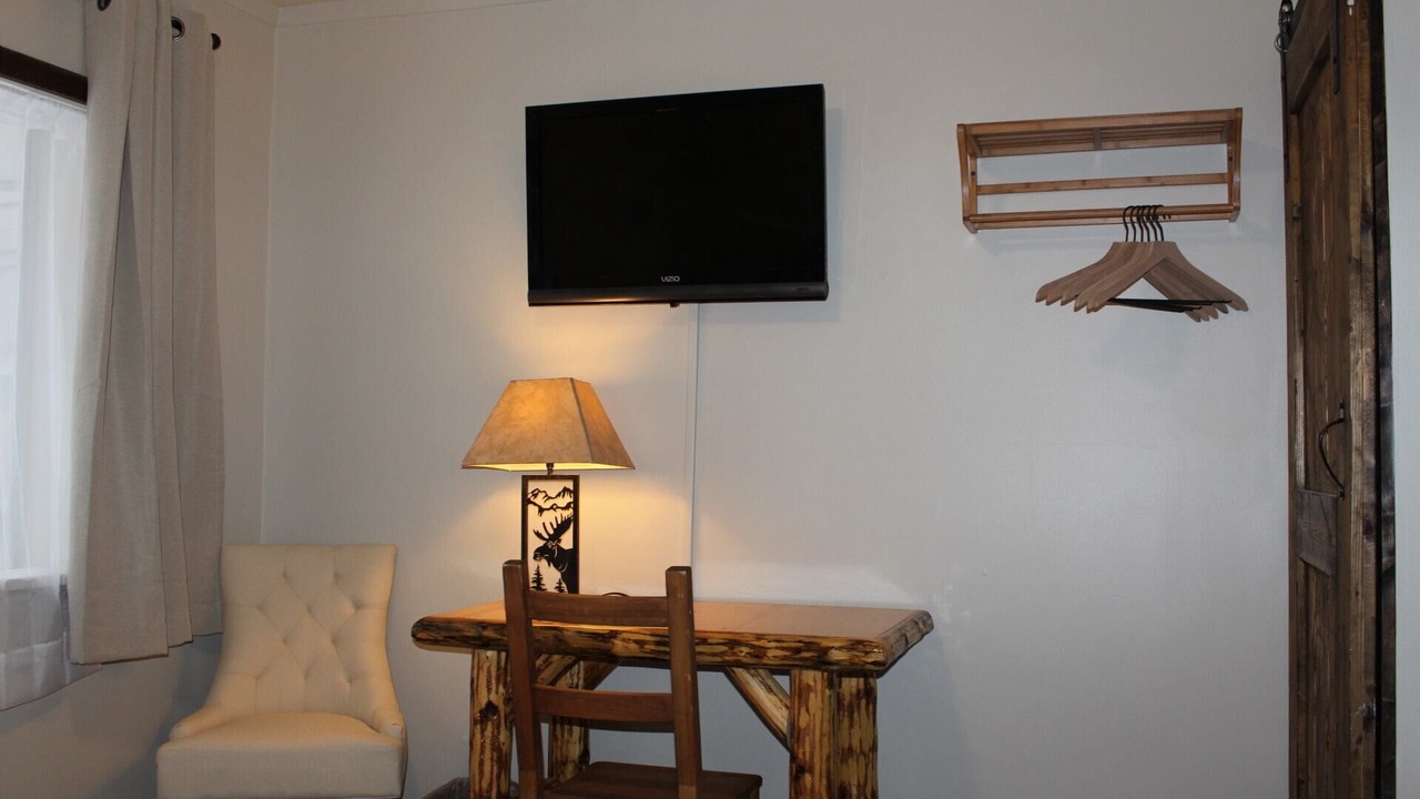 Photo of Bedroom in West Yellowstone
