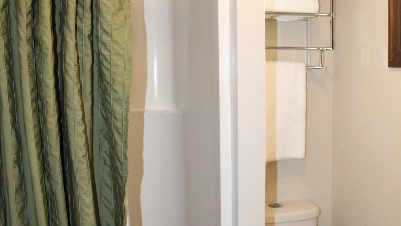 Photo of Bathroom in West Yellowstone