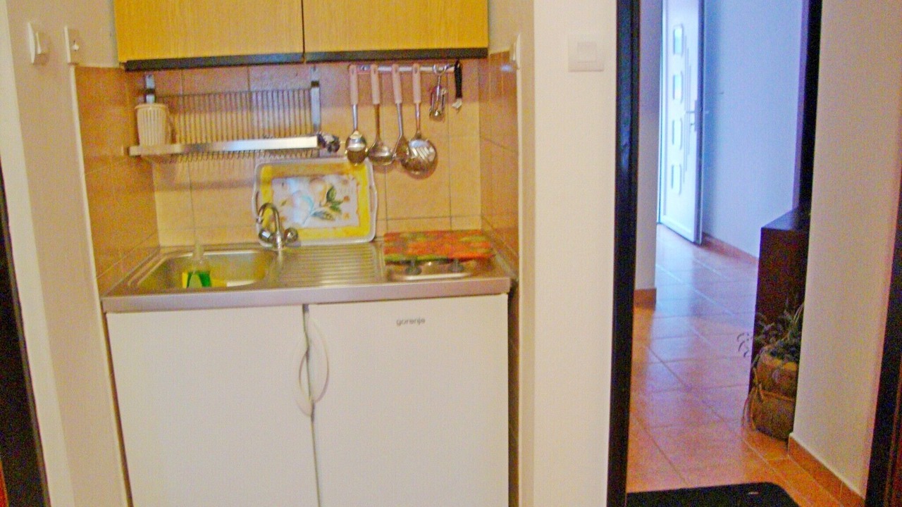 Photo of Kitchen in Cove Tri Zala (Zrnovo)