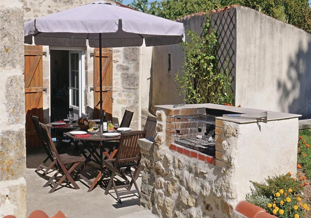 Photo of Outdoor in La Chapelle-Themer