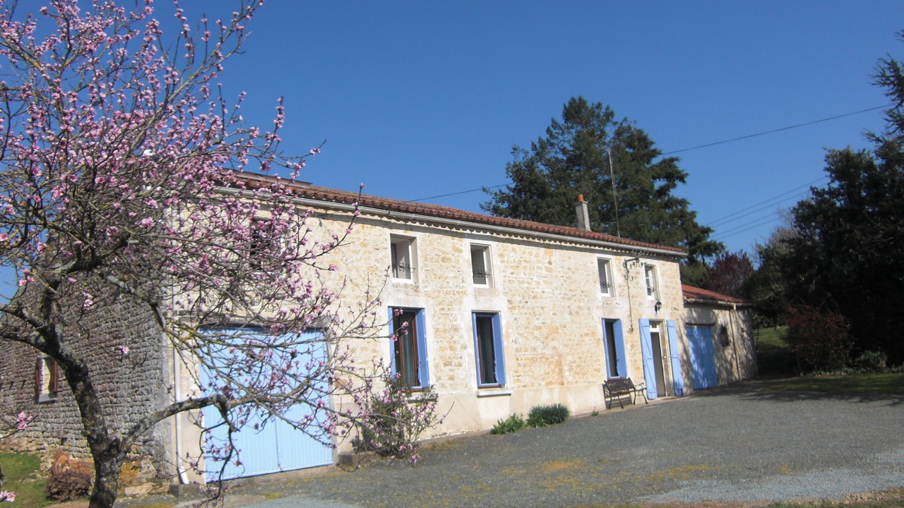 Photo of Outdoor in La Chapelle-Themer